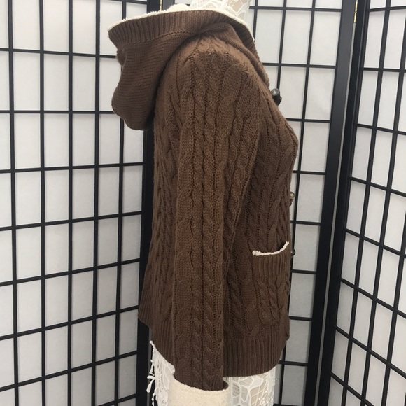 Cabelas button up sweater - Picture 5 of 8